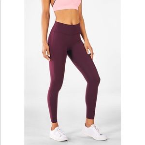Fabletics Trinity High-Waisted Pocket Legging sz M